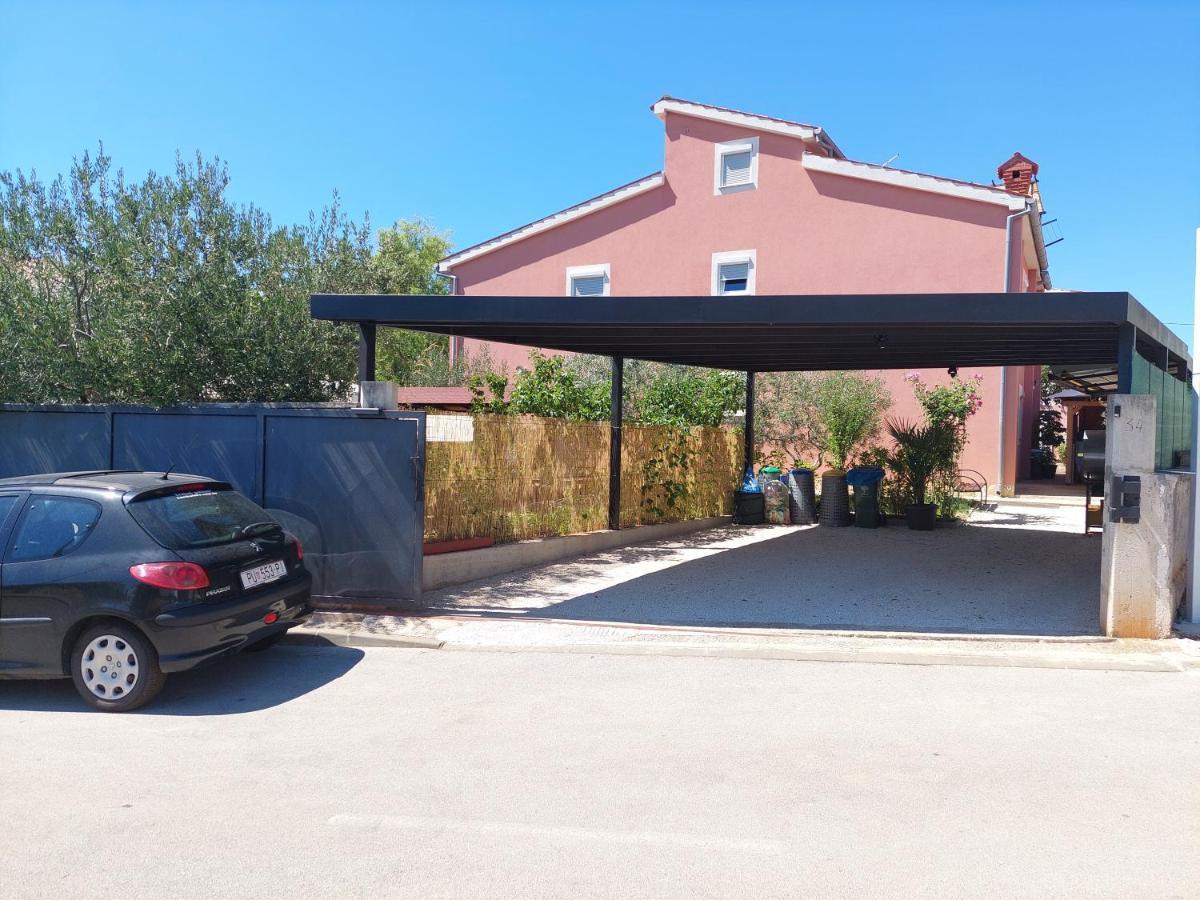 Apartments Babic Fazana Luaran gambar